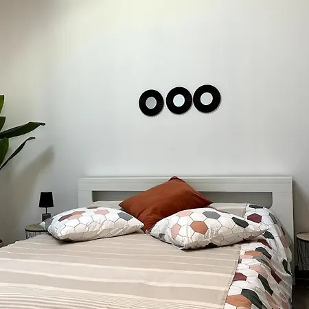 Дом отдыха Maison 4 Pers - Jardin Et Calme Арль